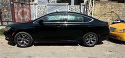 Chrysler 200